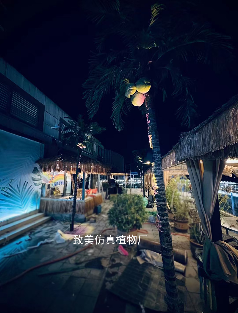 真树杆仿真椰子树图片