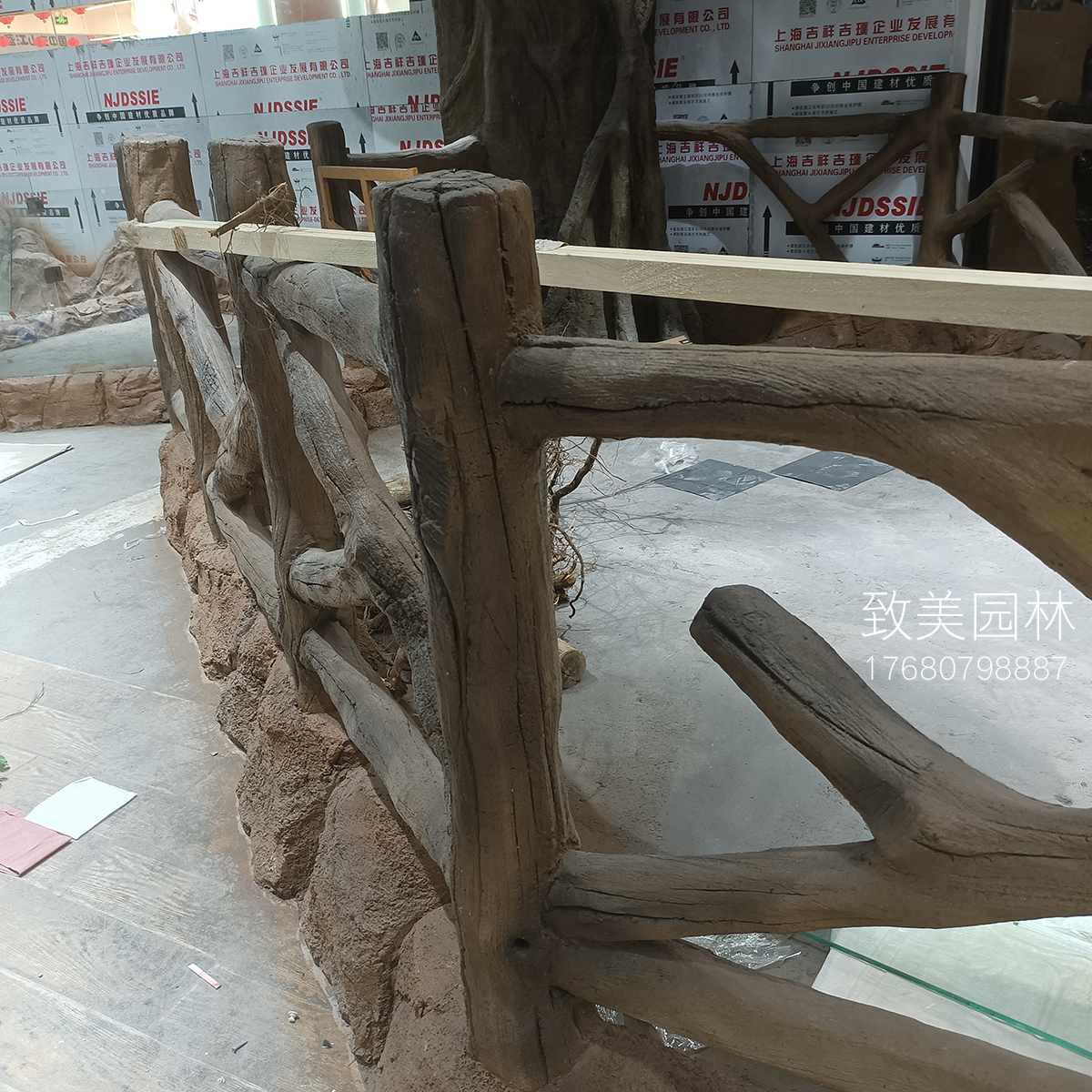 景区仿木护栏造型